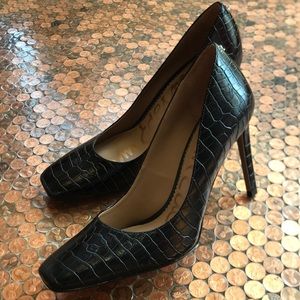 Black Sam Eldeman Pumps, unworn Size 9.5